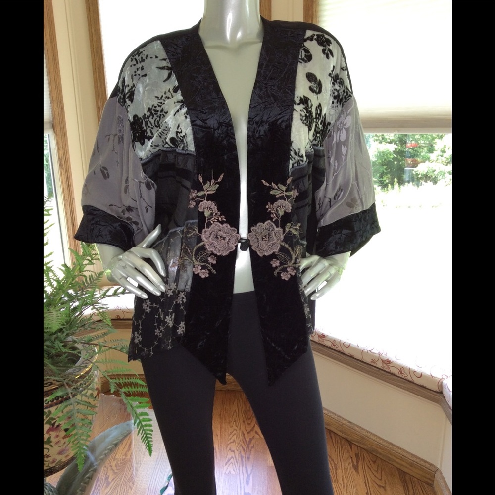 70s 80's Gypsy Embroidered Velvet Duster Kimono